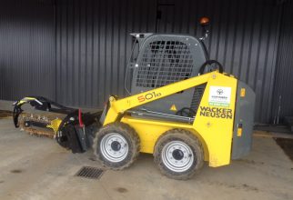 SKID STEER- Trenching attachment SKID STEER- Trenching attachment