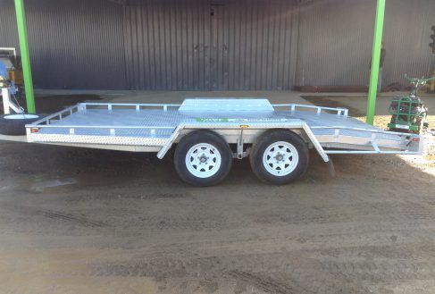 CAR TRAILER- BEAVER TAIL CAR TRAILER- BEAVER TAIL